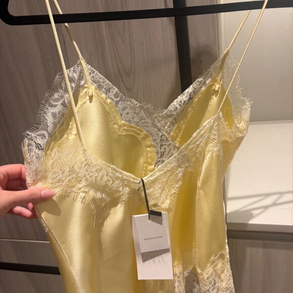 Viral Zara Yellow Satin Lace Cami NWT - Picture 4 of 5
